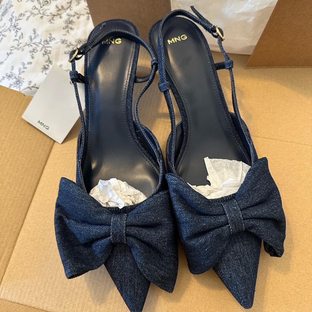 Mango Blue Heels with Decorative Bow - Picture 3 of 6